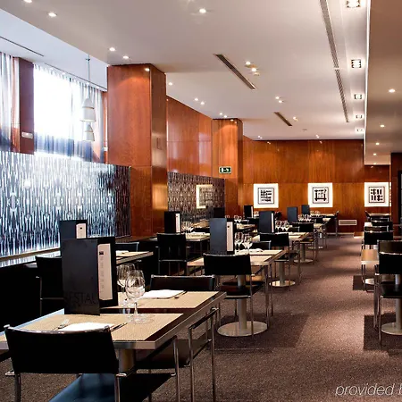 AC Hotel Avenida de América by Marriott 